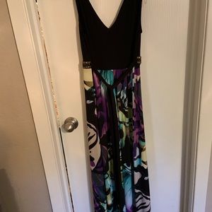 Elegant Black Maxi-dress